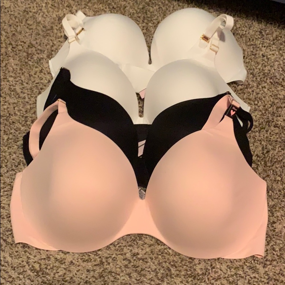 Victoria’s Secret bras
